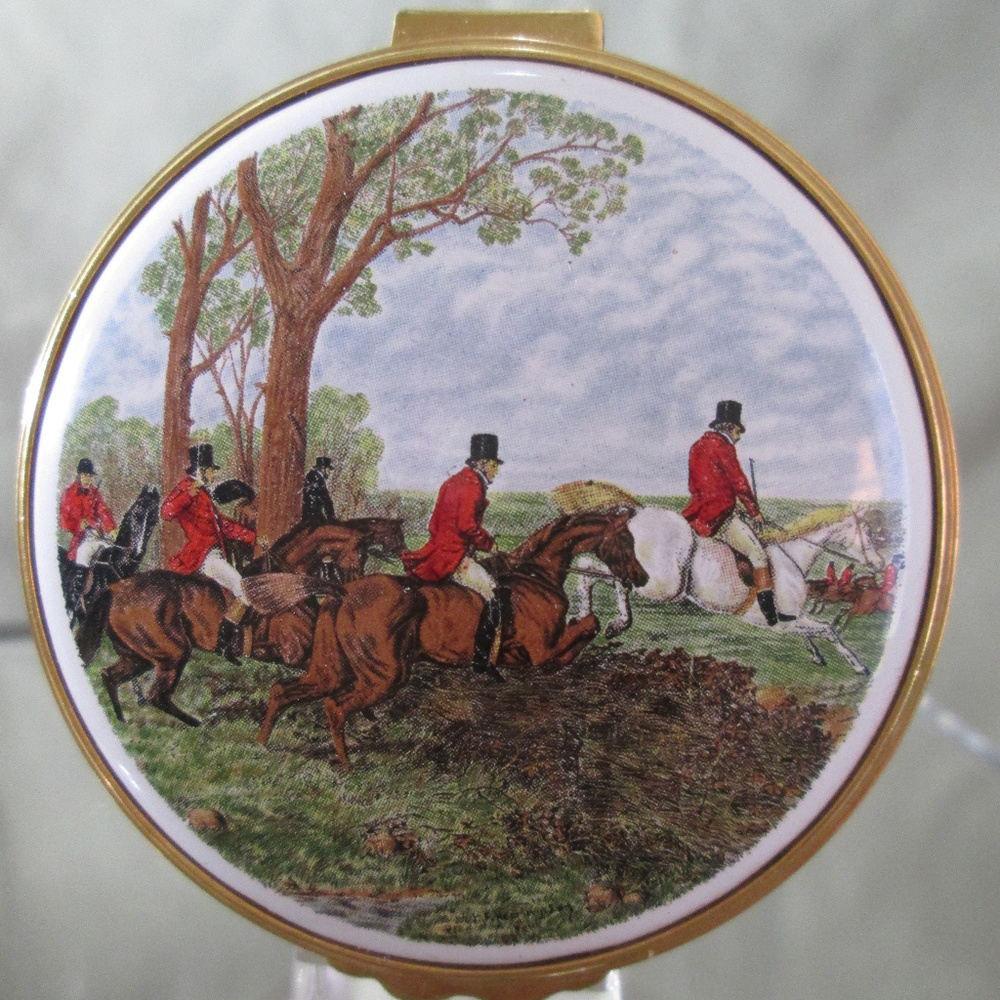 Kingsley Enamel Trinket Box, RIDING TO HOUNDS